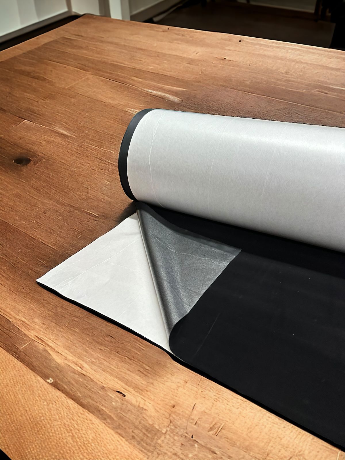 YAPIŞKANLI SÜET-DERİ-PELUŞ