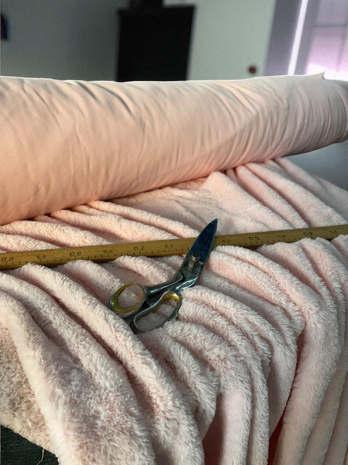 İTHAL TOSCANA TAVŞAN PELUŞ KUMAŞ