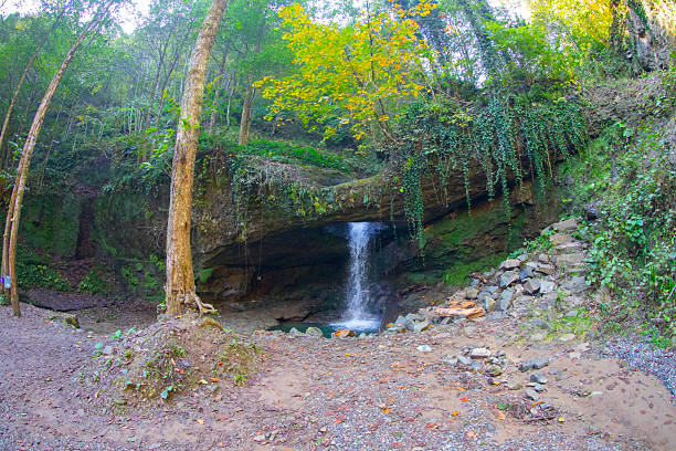 Tour Cascada las Pomes