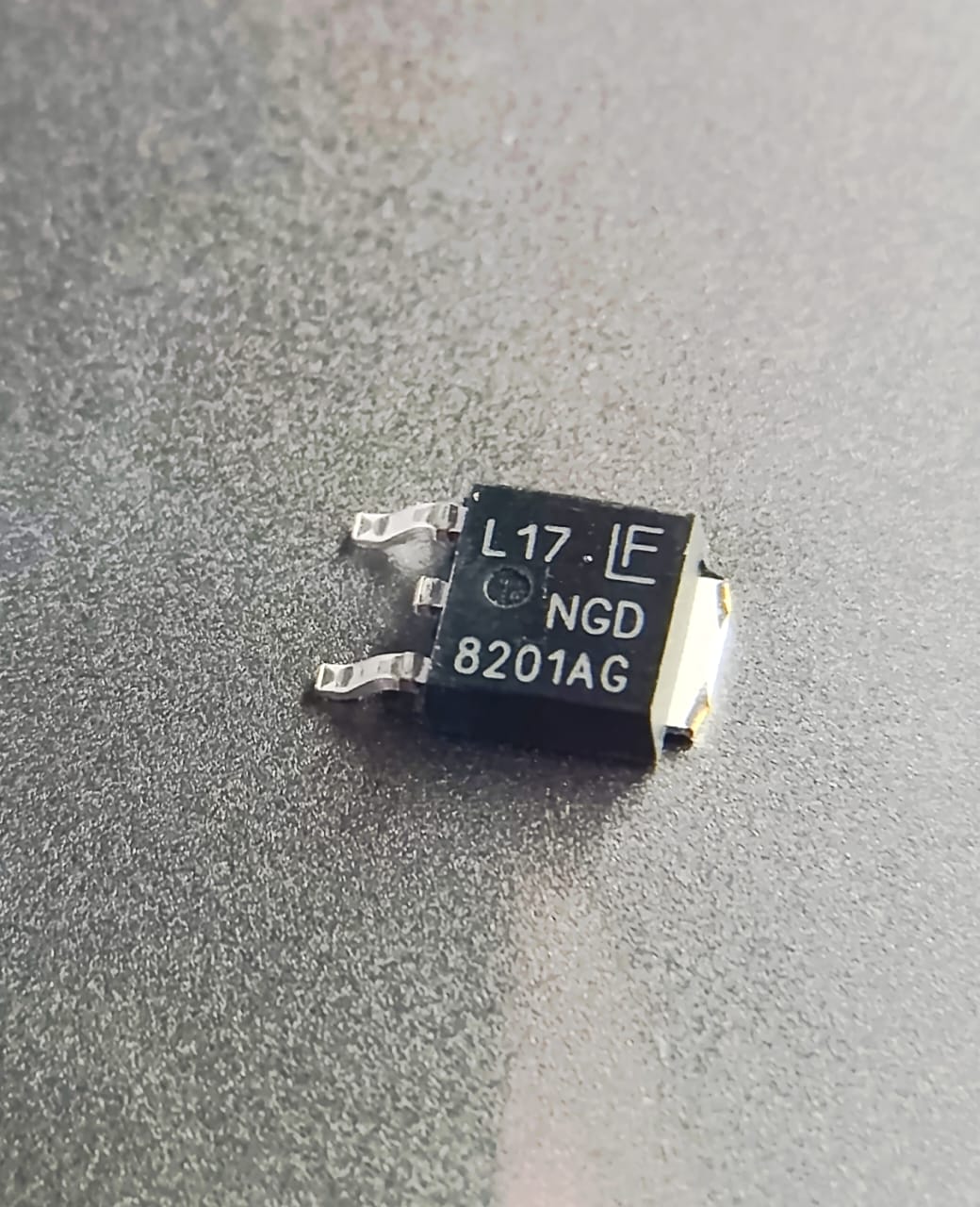 Transistor MOSFET — NGD8201AG
