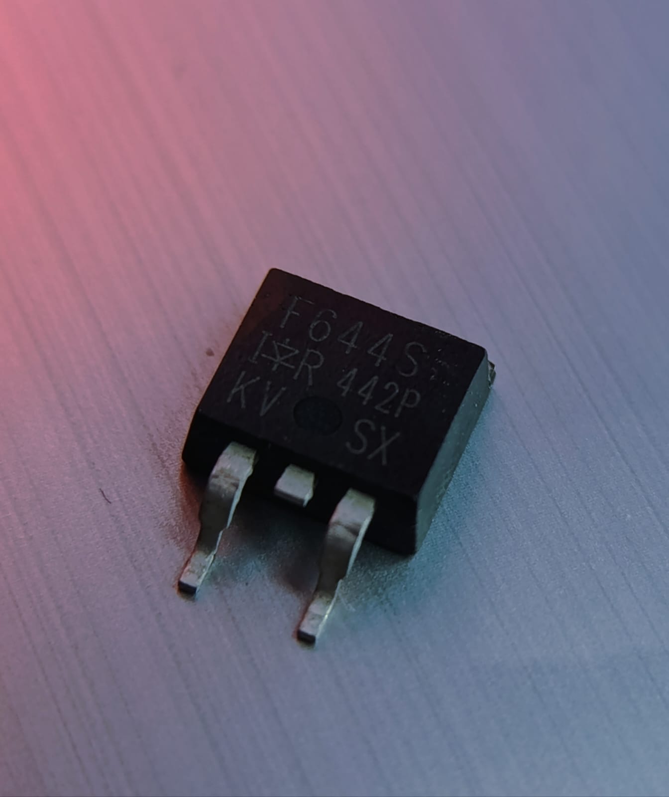 MOSFET de potencia – IRF644S