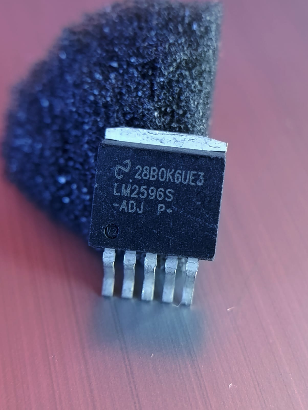 Regulador de voltaje LM2596S-ADJ