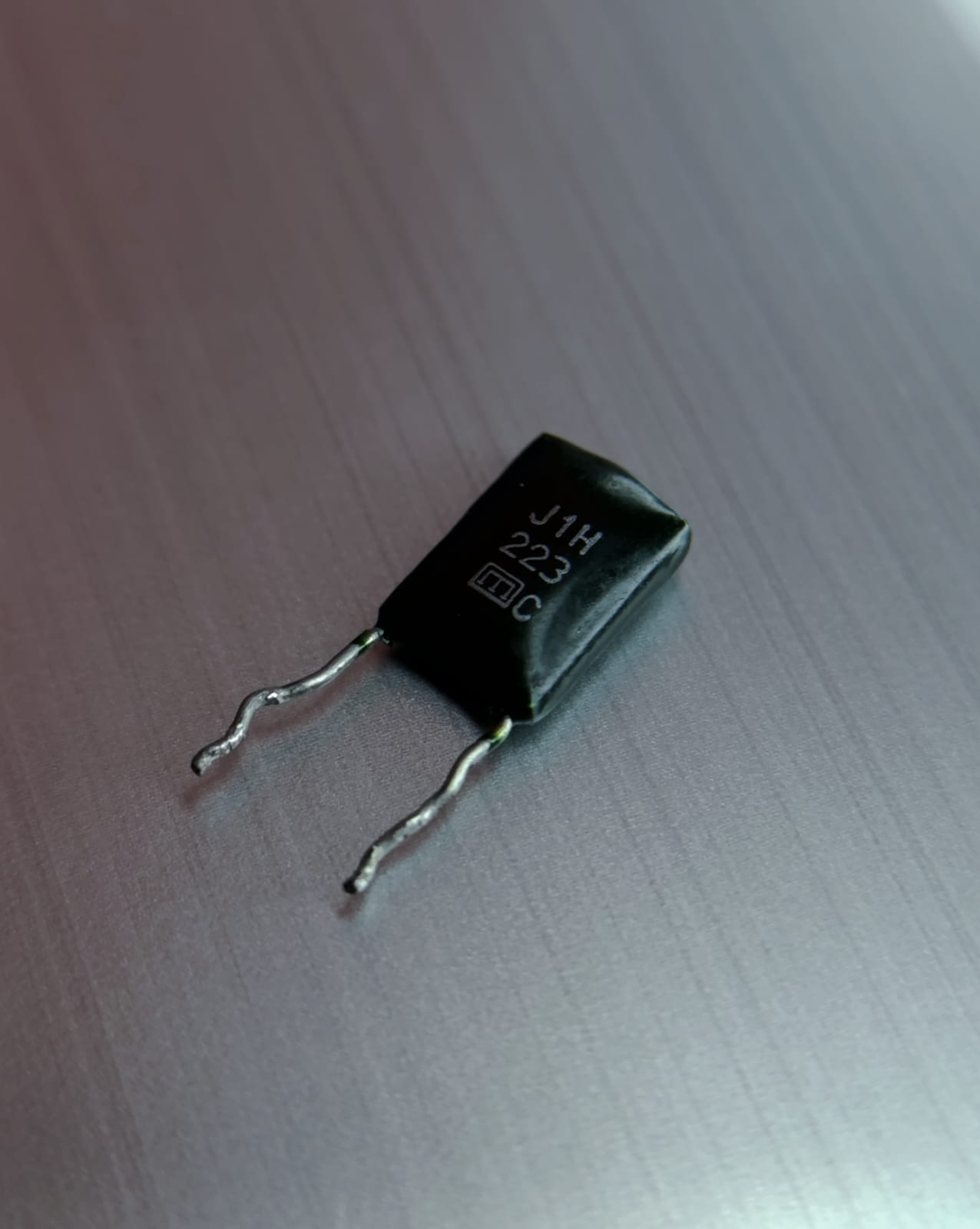 Capacitor de poliéster 223