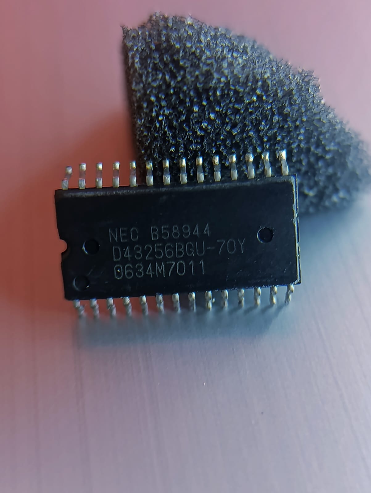 Memoria estática SRAM NEC – D43256BGU-70Y