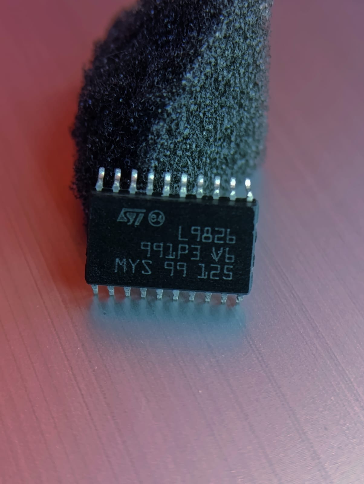 Circuito integrado – L9826