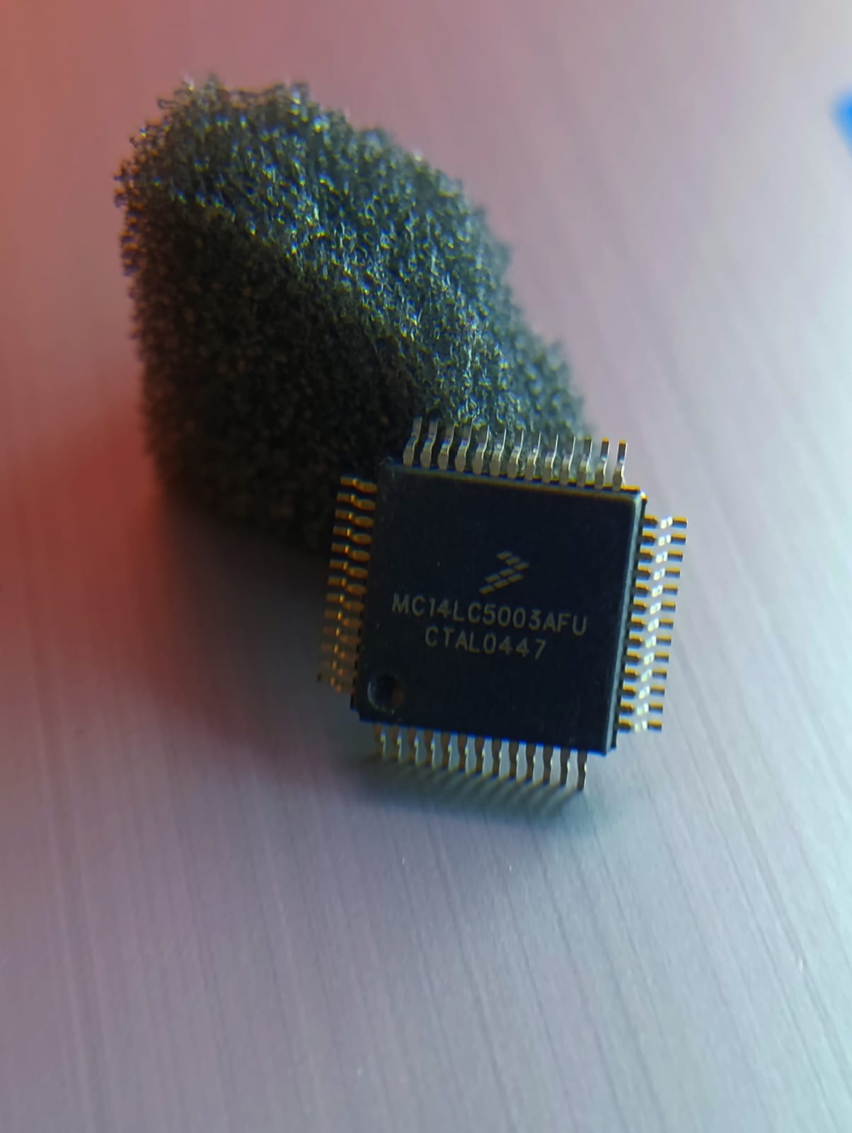 Transceptor de línea RS-232 — MC14LC5003AFU