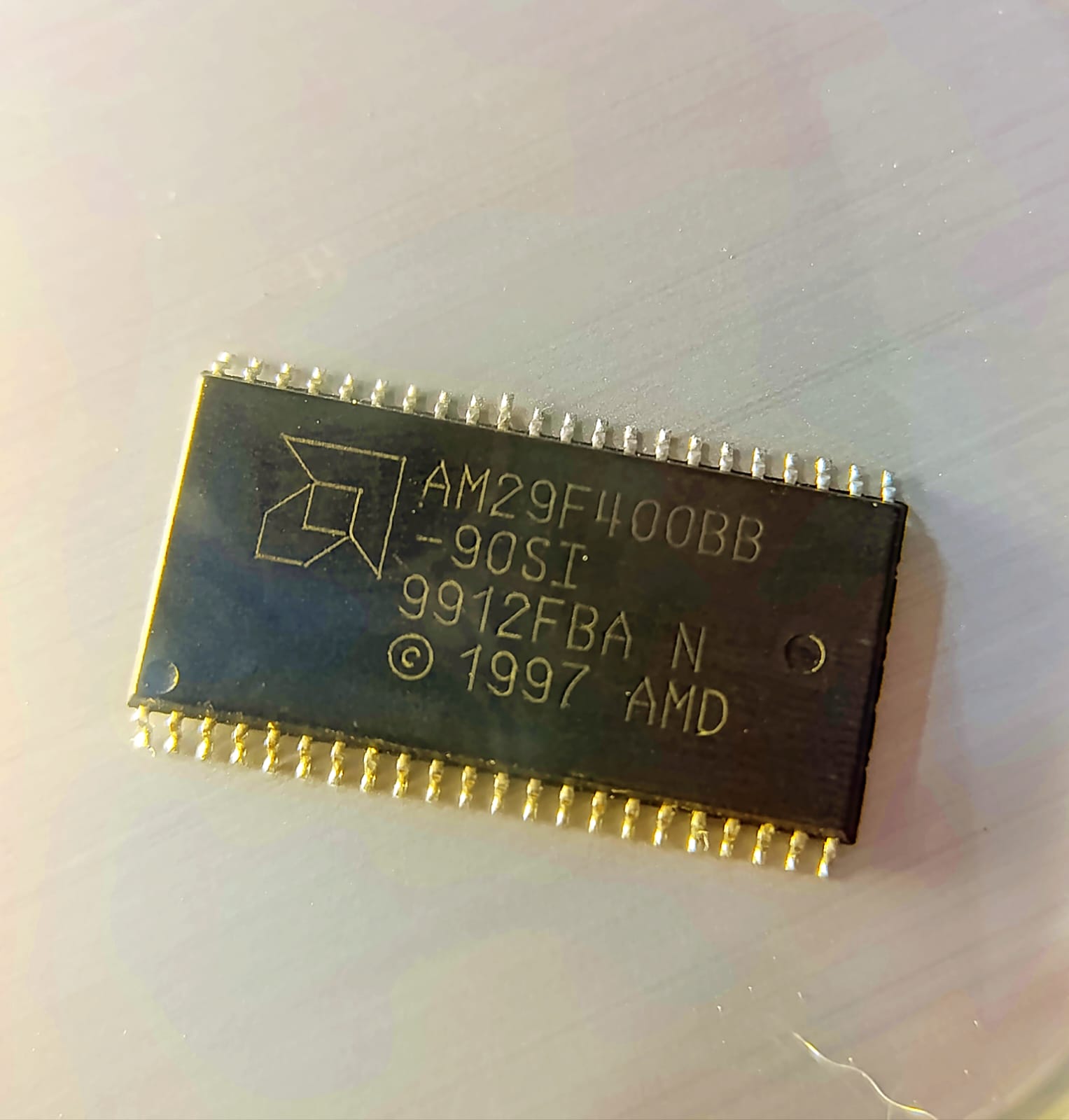 Memoria Flash – AM29F200AB