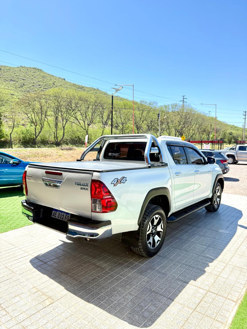 Toyota Hilux SRX 2.8 6A/T 4X4