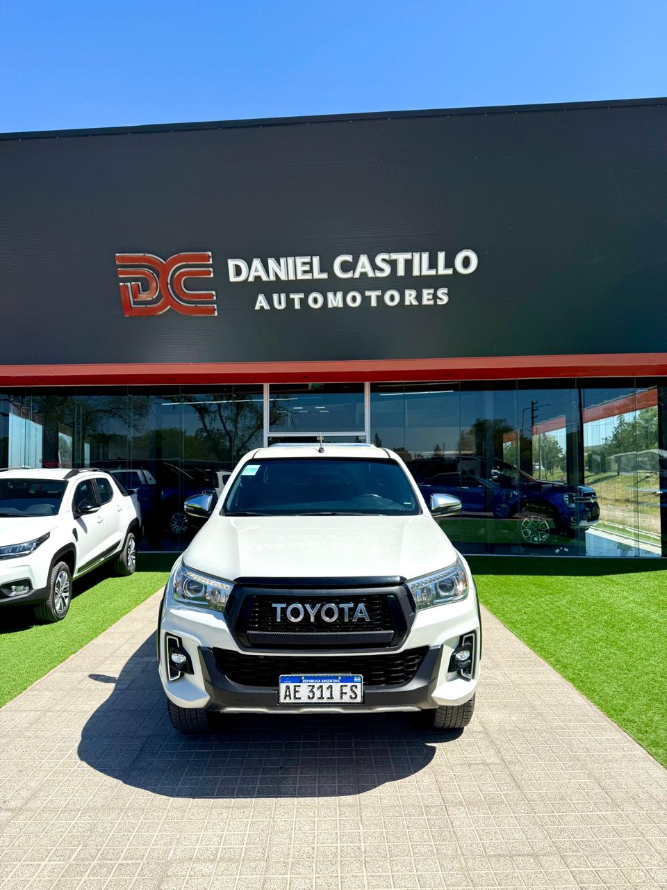 Toyota Hilux SRX 2.8 6A/T 4X4