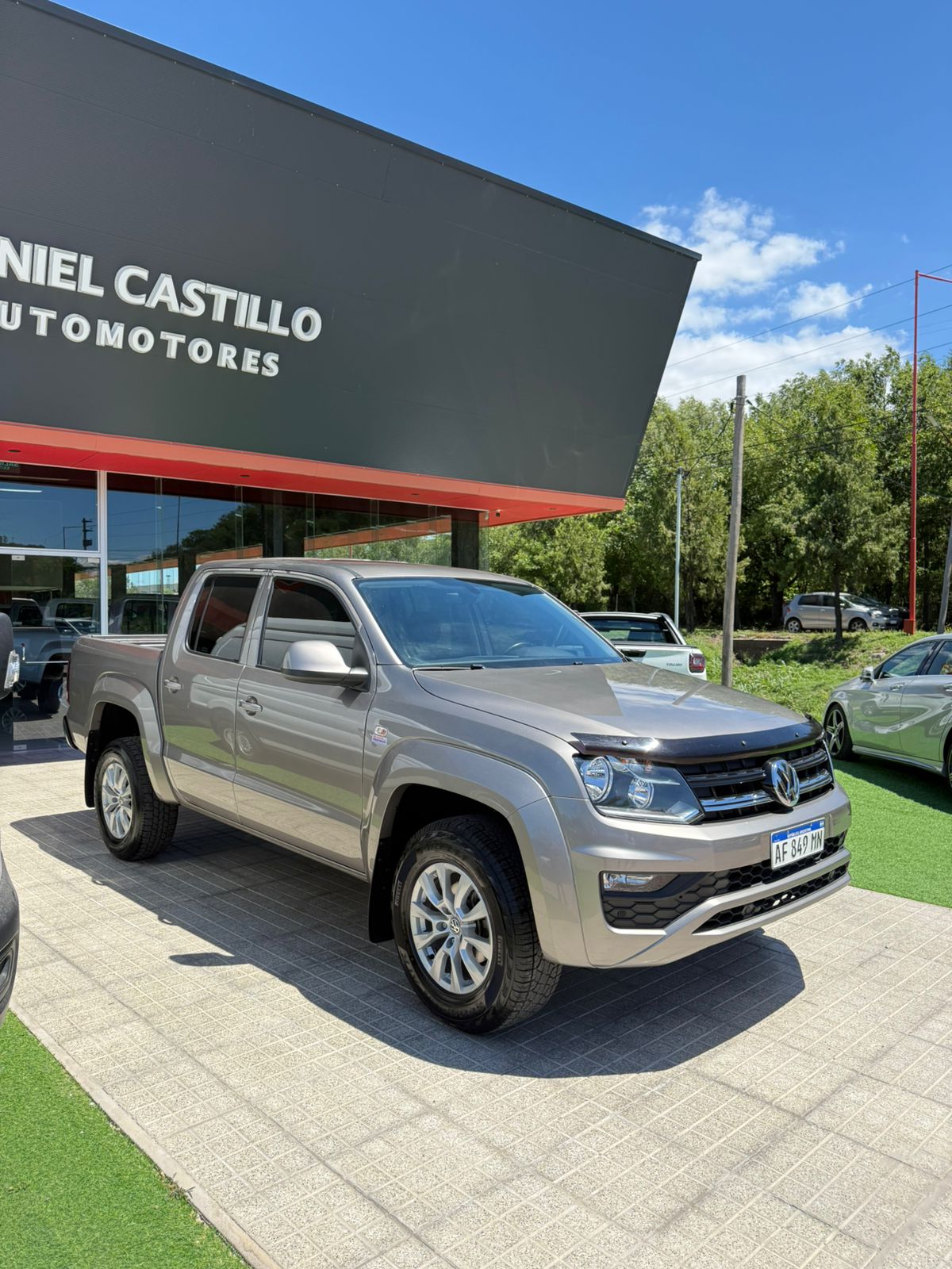 Volkswagen Amarok Comfortline  6M/T 4X2