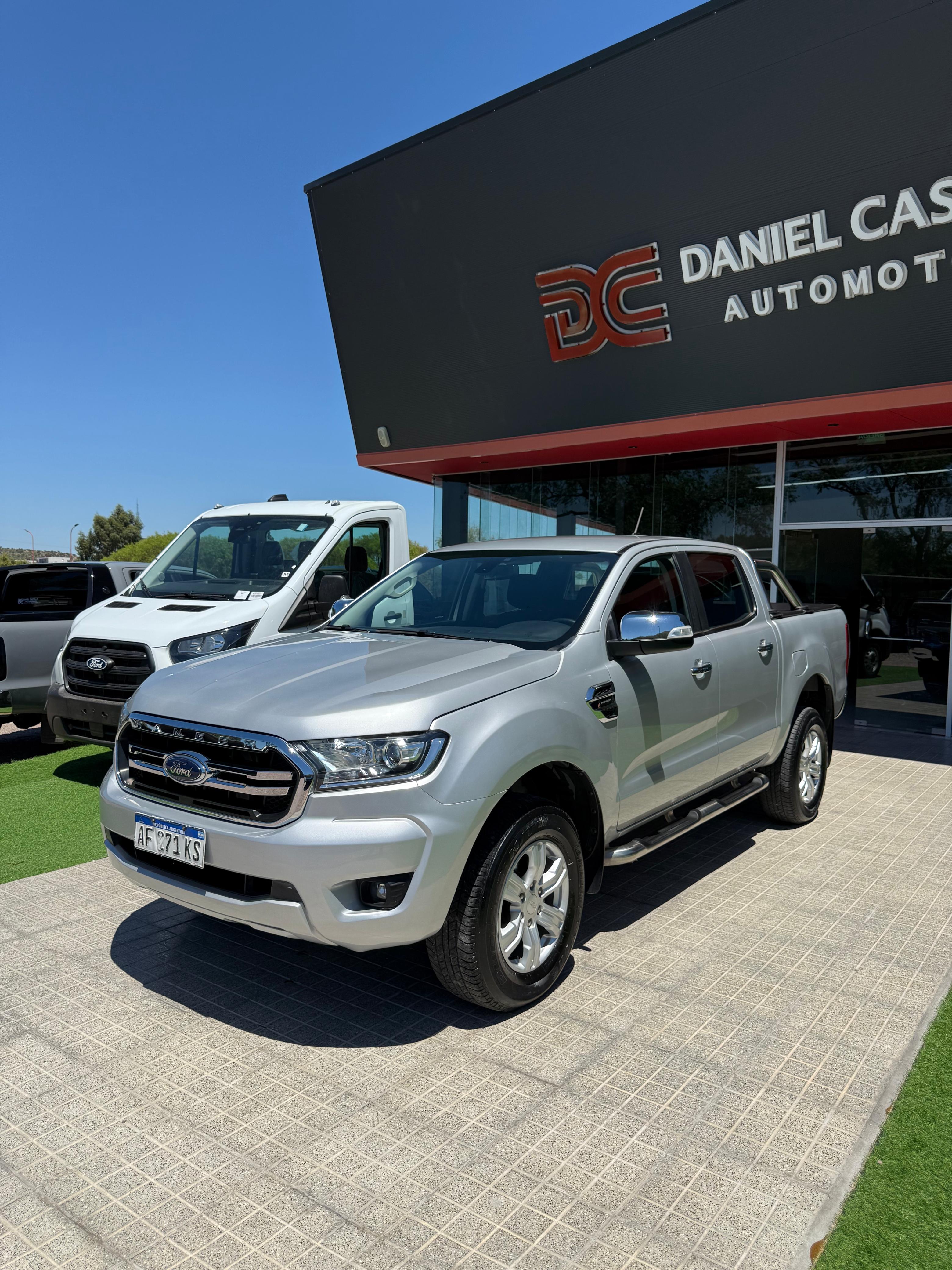 Ford Ranger XLT 2.5  6M/T 4x2