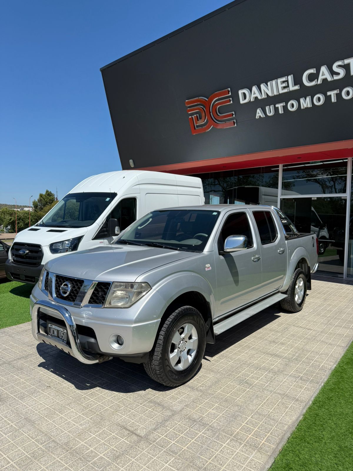 Nissan Frontier LE 2.5 4×4