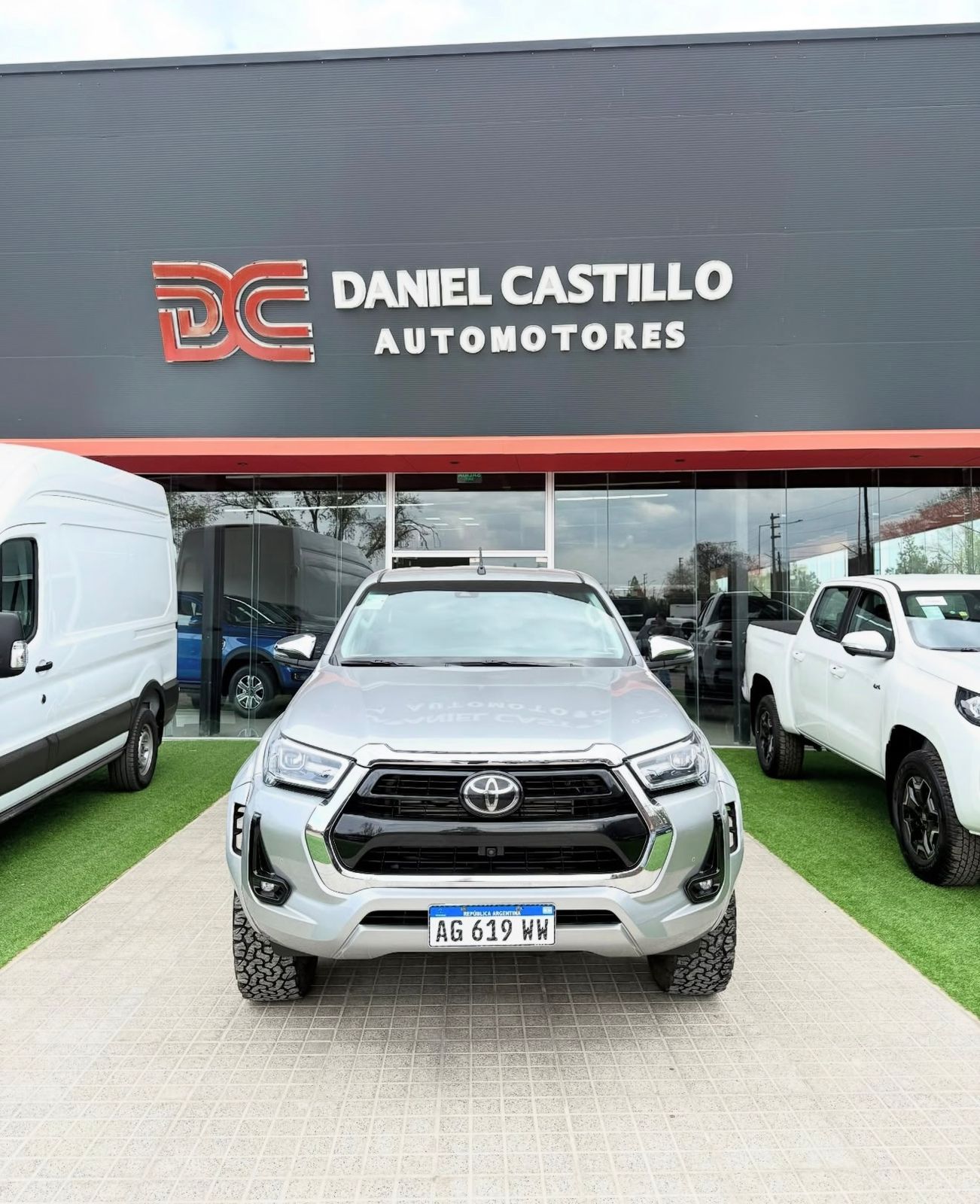 Toyota Hilux SRX 2.8 6A/T 4X4