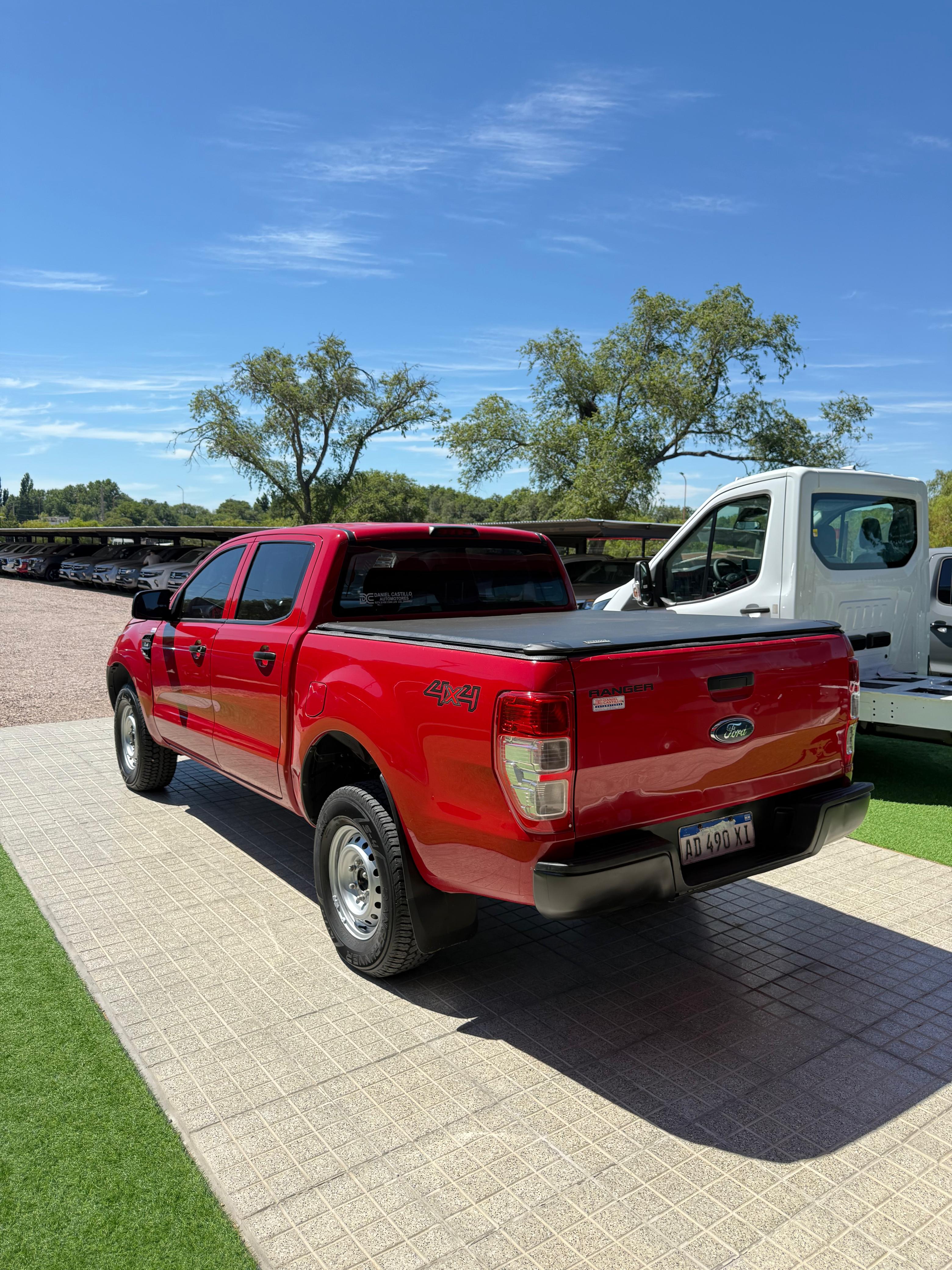 Ford Ranger XL 2.2 6M/T 4X4