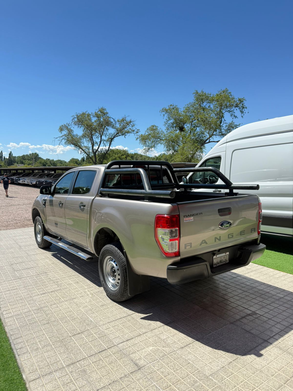 Ford Ranger XL 2.2 6M/T 4X2