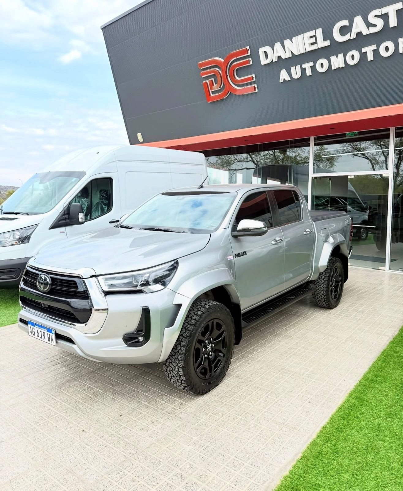 Toyota Hilux SRX 2.8 6A/T 4X4