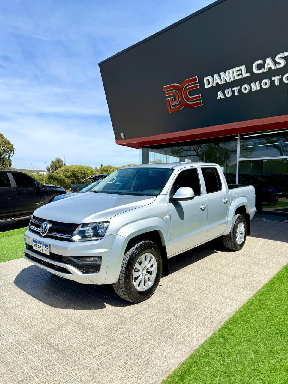 Volkswagen Amarok Comfortline  6M/T 4X2