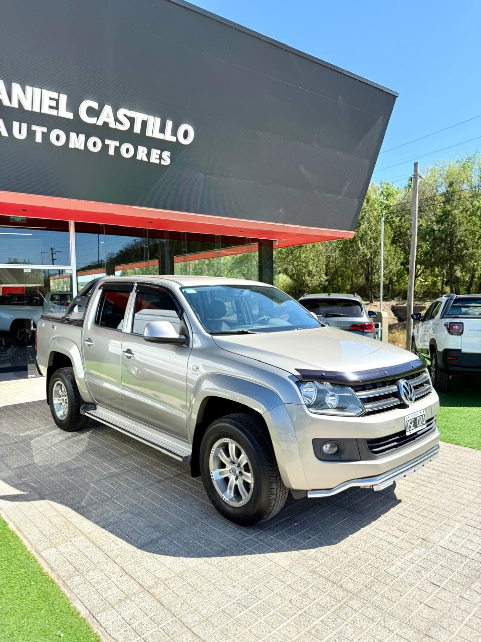 Volkswagen amarok  Trendline 6M/T 4X2