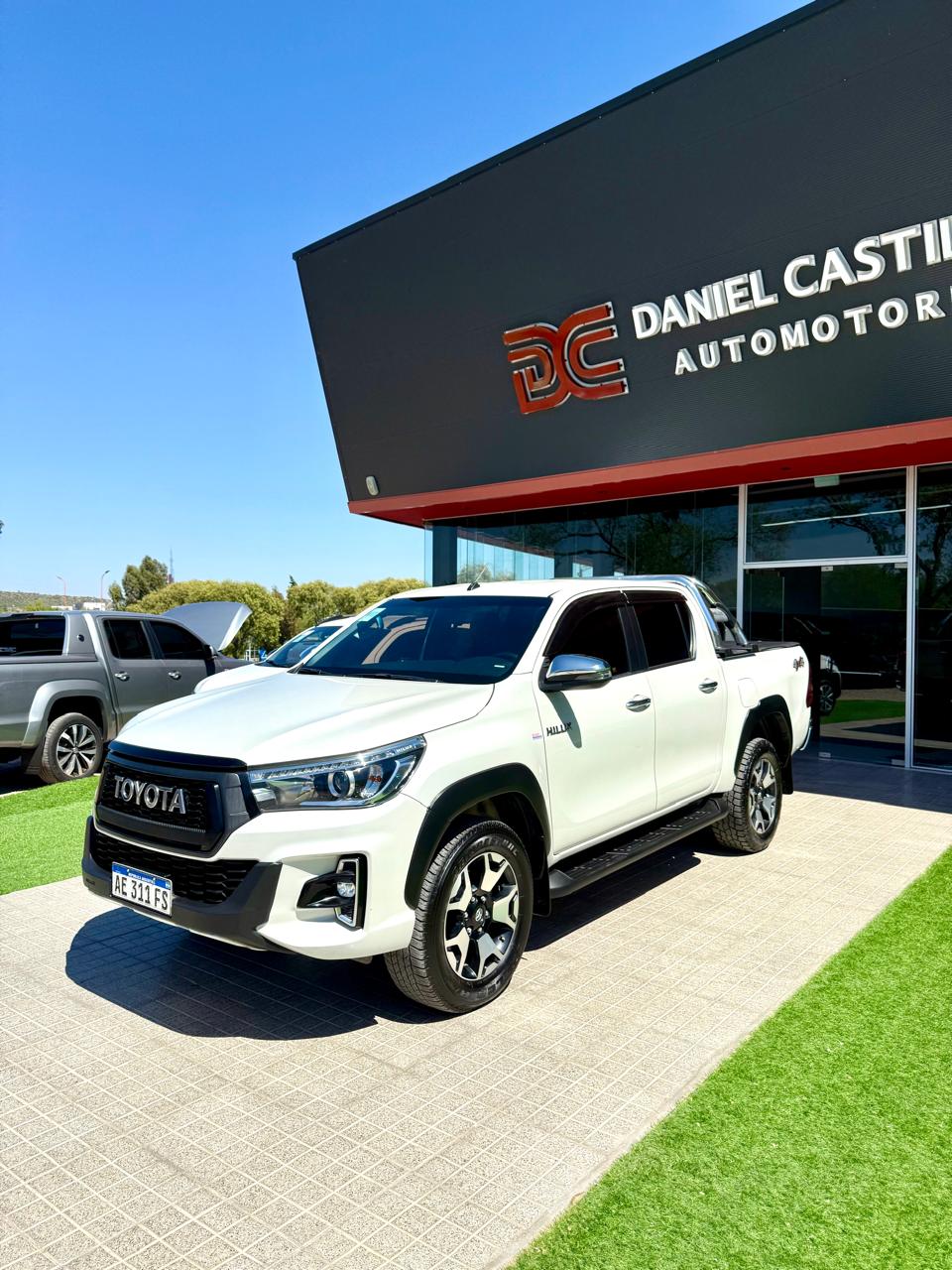 Toyota Hilux SRX 2.8 6A/T 4X4