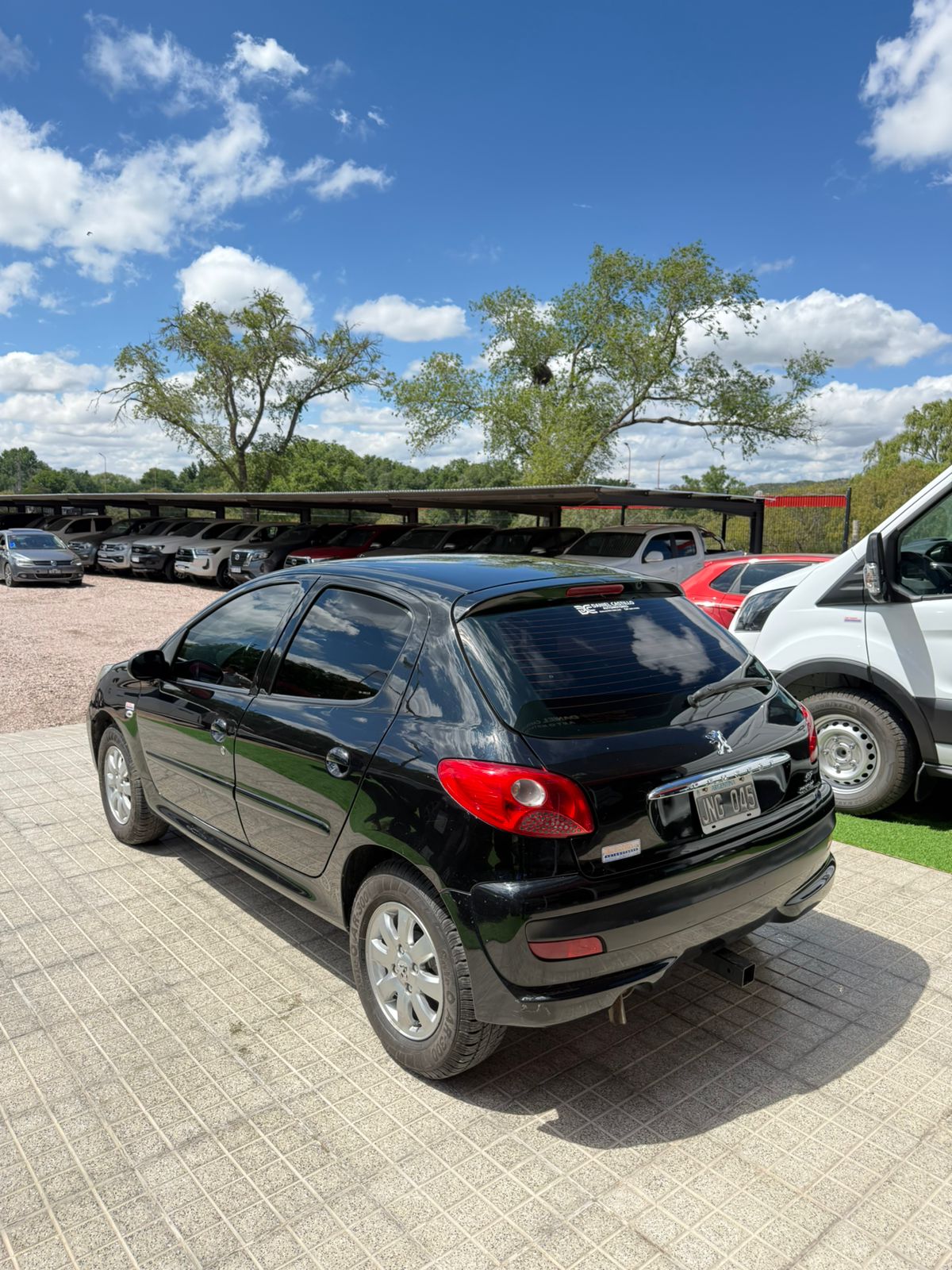 Peugeot 207 COMPACT XS 1.4 5M/T 