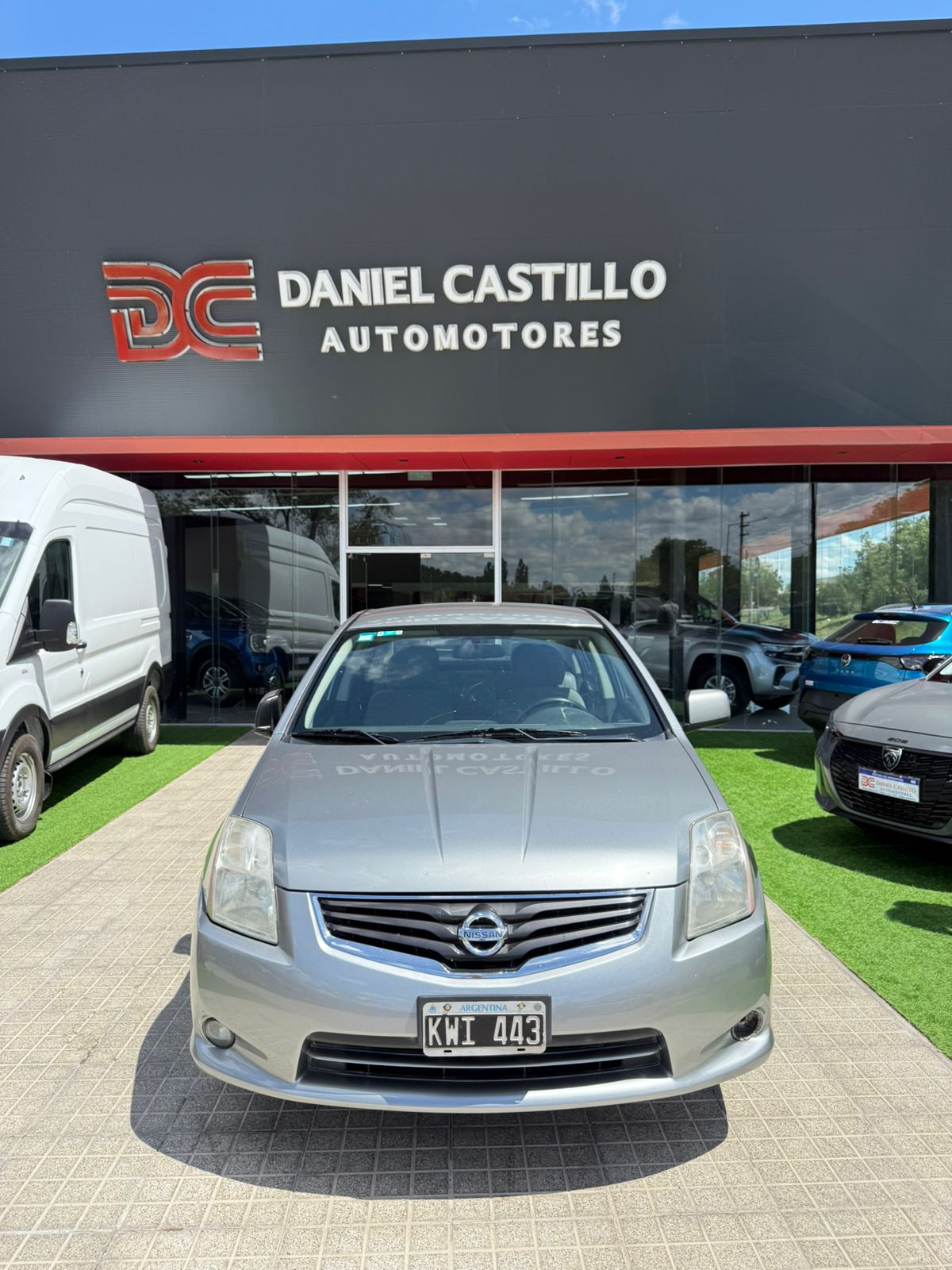 Nissan Sentra ACENTA 2.0 6M/T