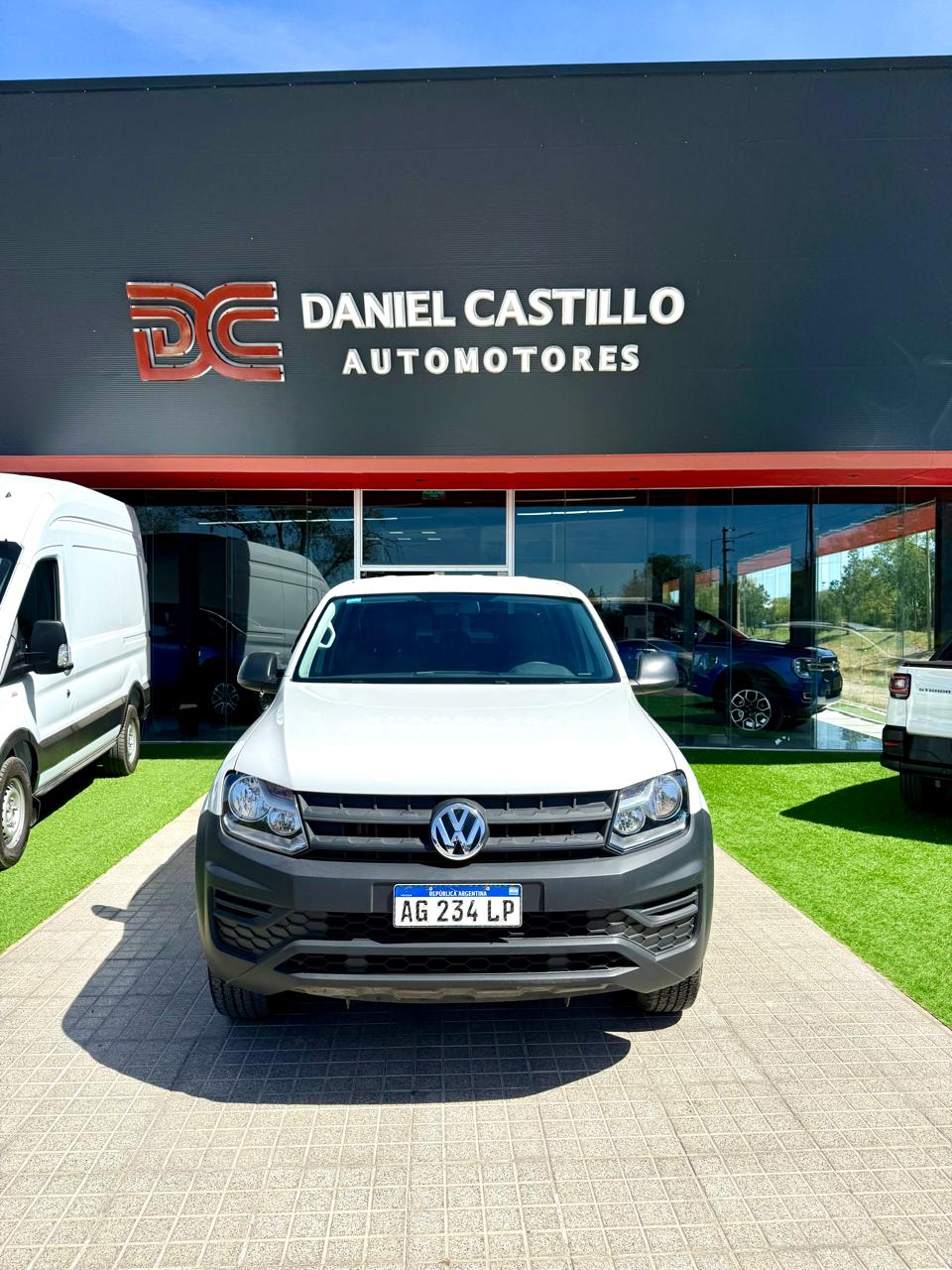 Volkswagen Amarok Trendline 6M/T 4X4