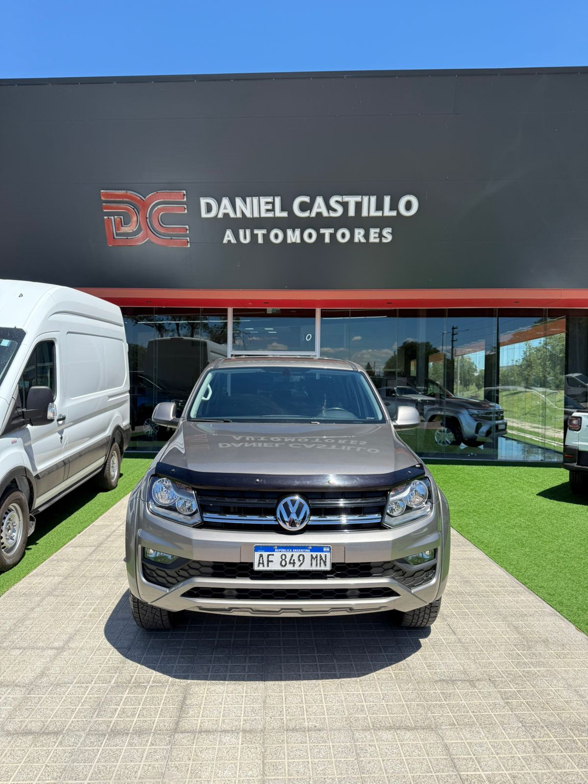 Volkswagen Amarok Comfortline 6M/T 4X2