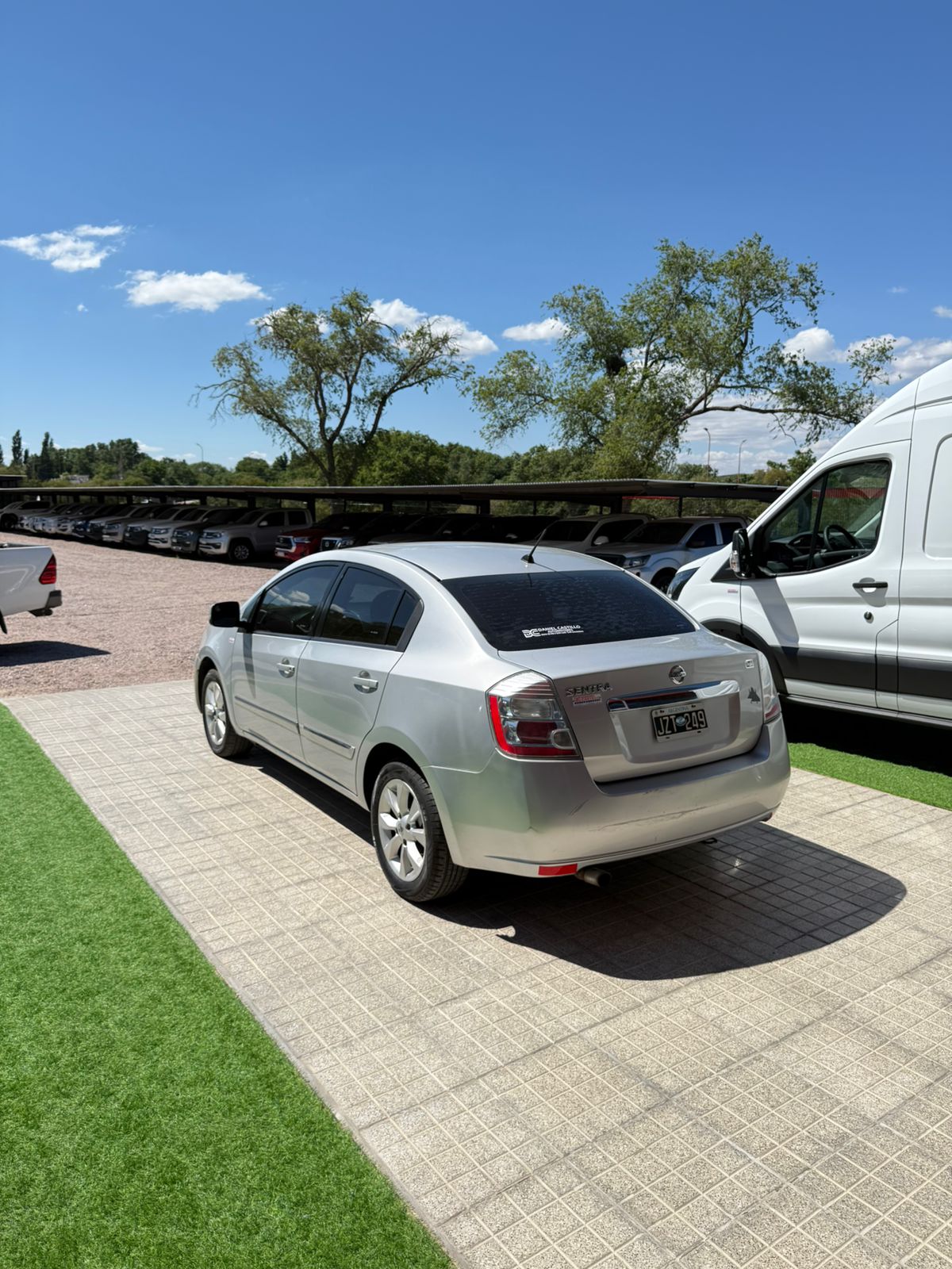 Nissan Sentra Acenta 2.0 6M/T