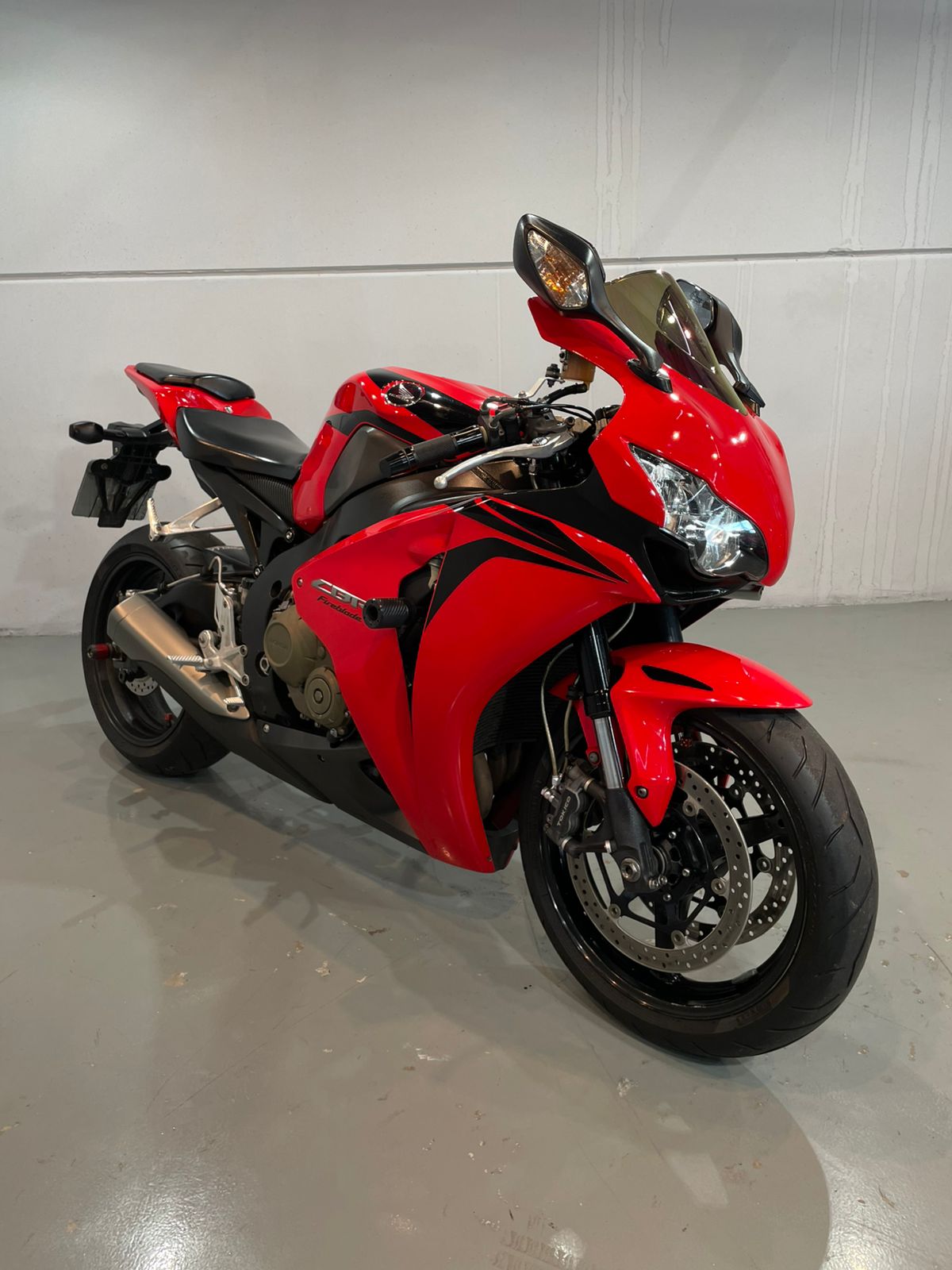 Honda CBR 1000RR Fireblade 