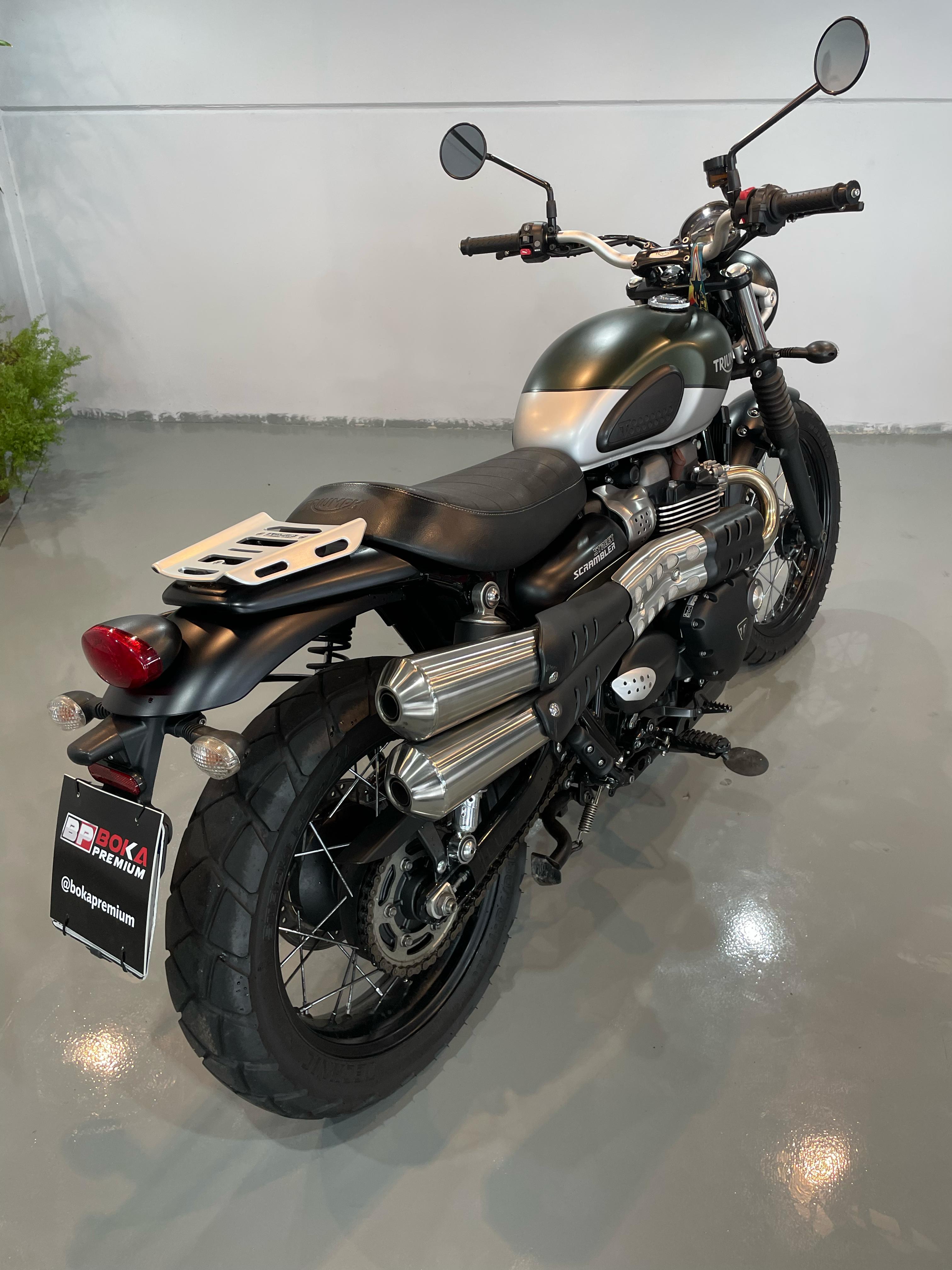 TRIUMPH  STREET SCRAMBLER 900