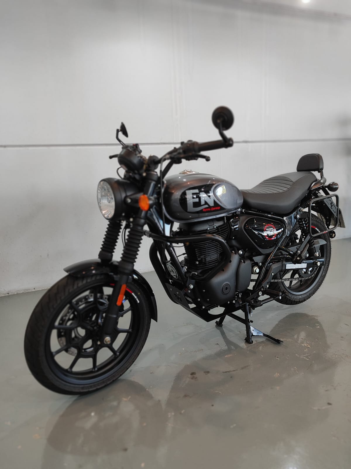 ROYAL ENFIELD HUNTER 350