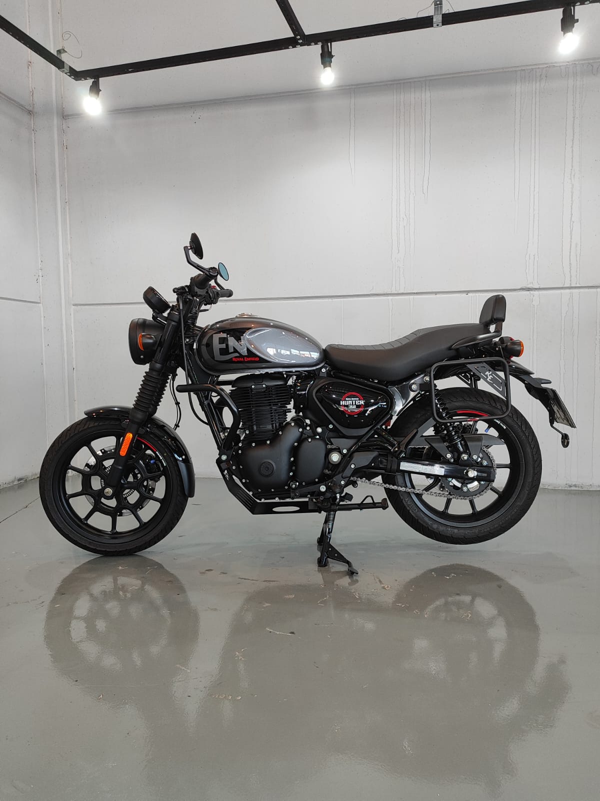 ROYAL ENFIELD HUNTER 350