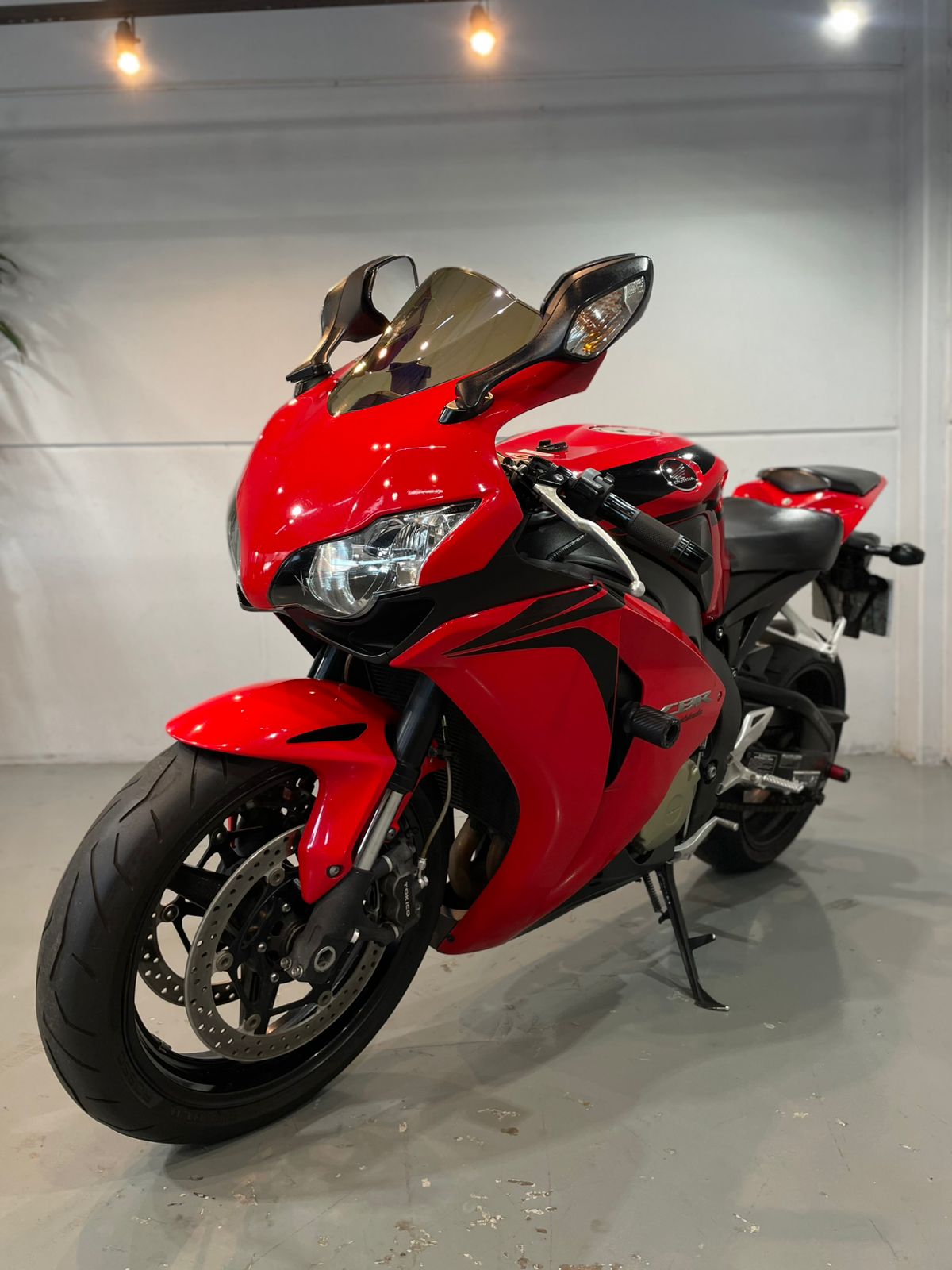 Honda CBR 1000RR Fireblade 