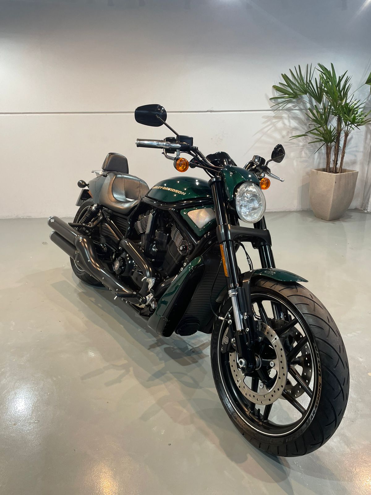 HARLEY-DAVIDSON V-ROD 1250 NIGHT ROD SPECIAL