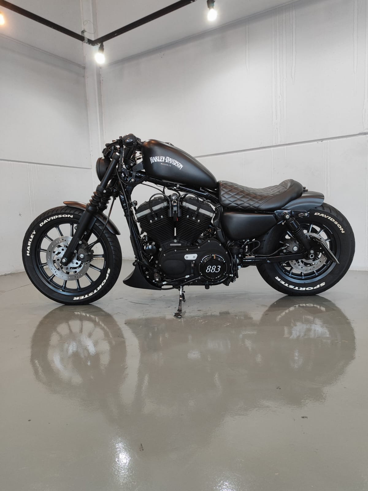 Harley-Davidson Iron 883