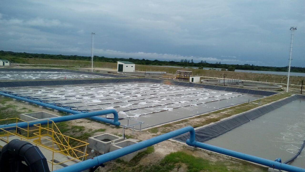 Tanque de tratamiento de aguas residuales