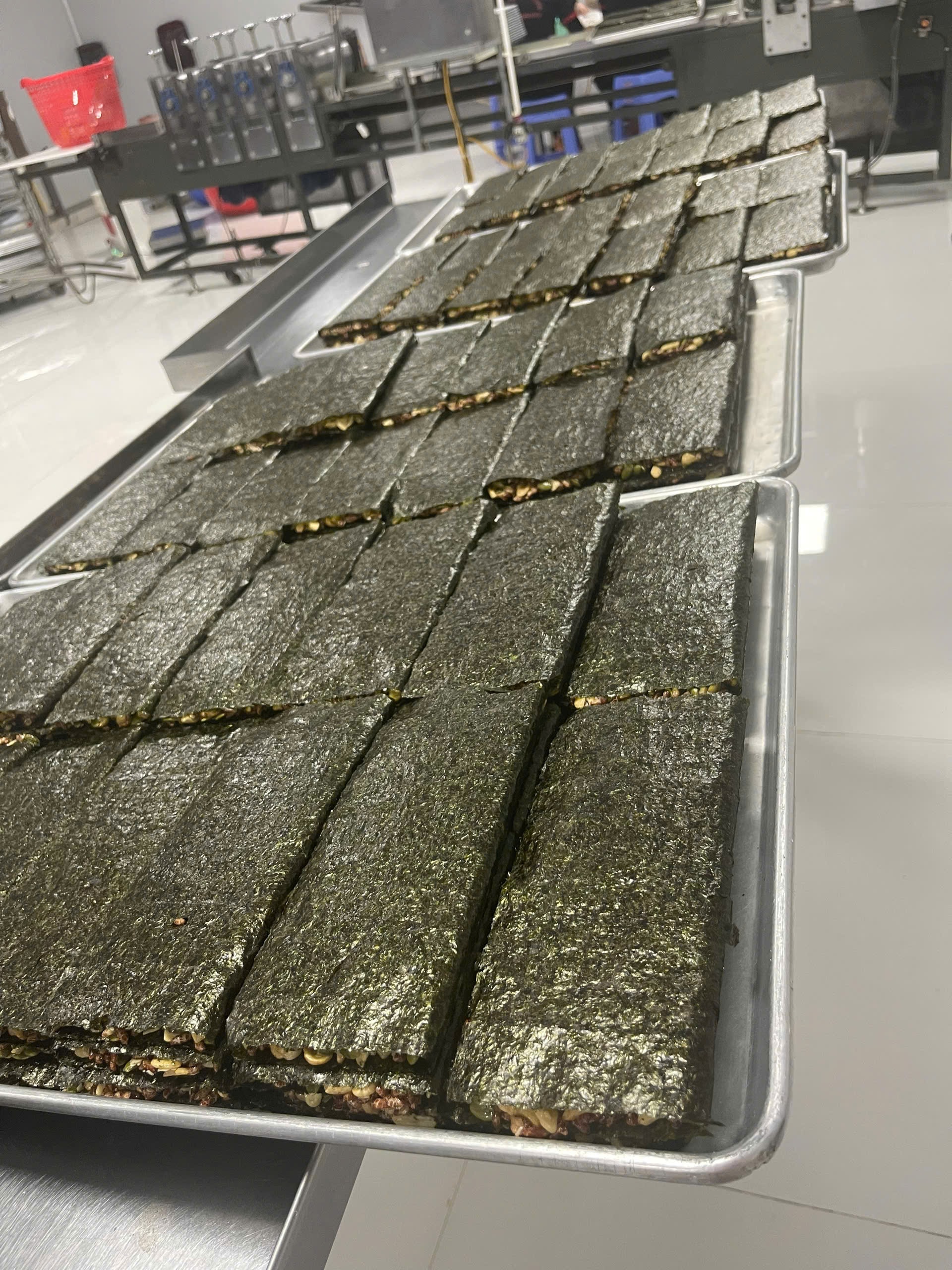 Bánh rong biển cuộn