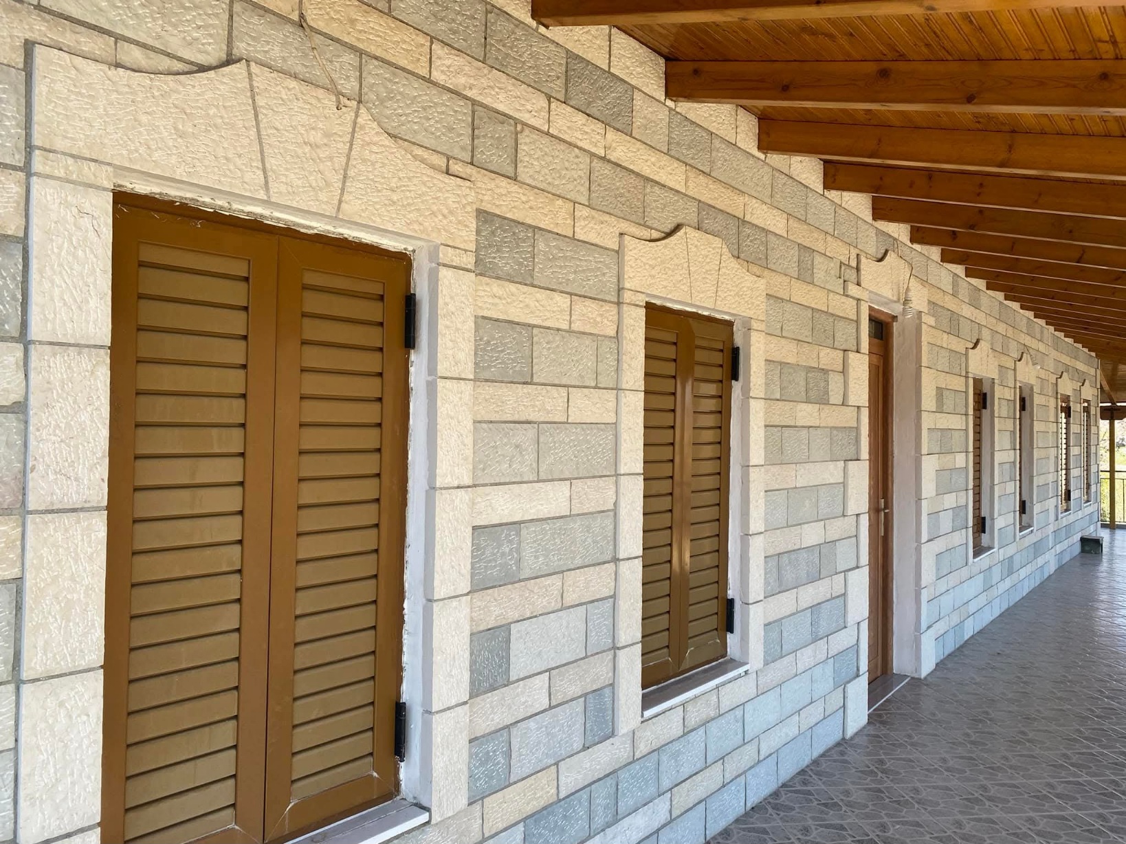 Gjirokastra Yellow Natural Stone Corner Blocks