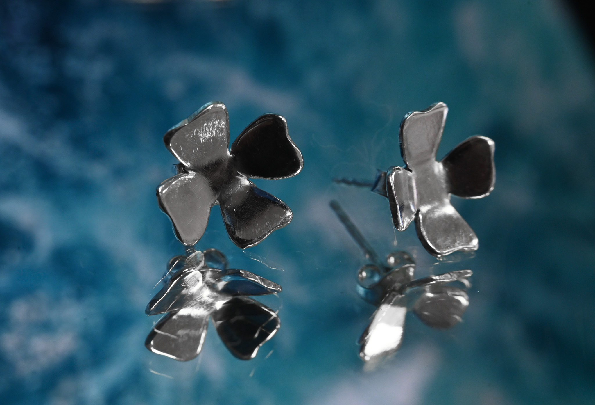 Auskarai "Keturlapiai"