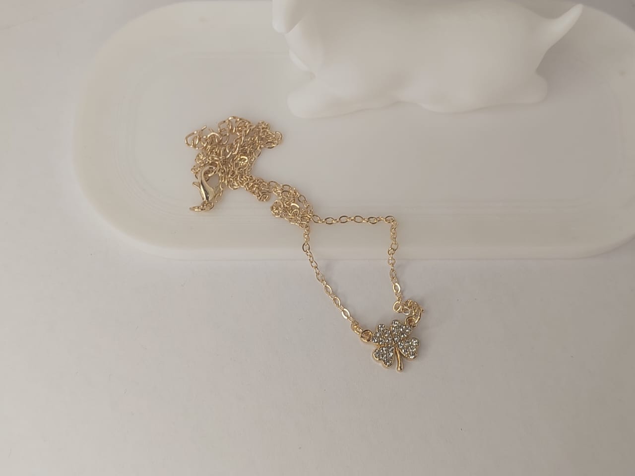 Gold Clover Pendant Necklace