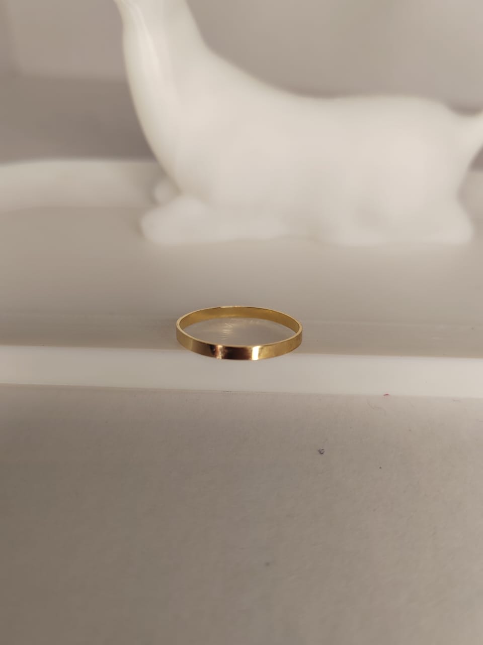 Elegant Gold Band Ring