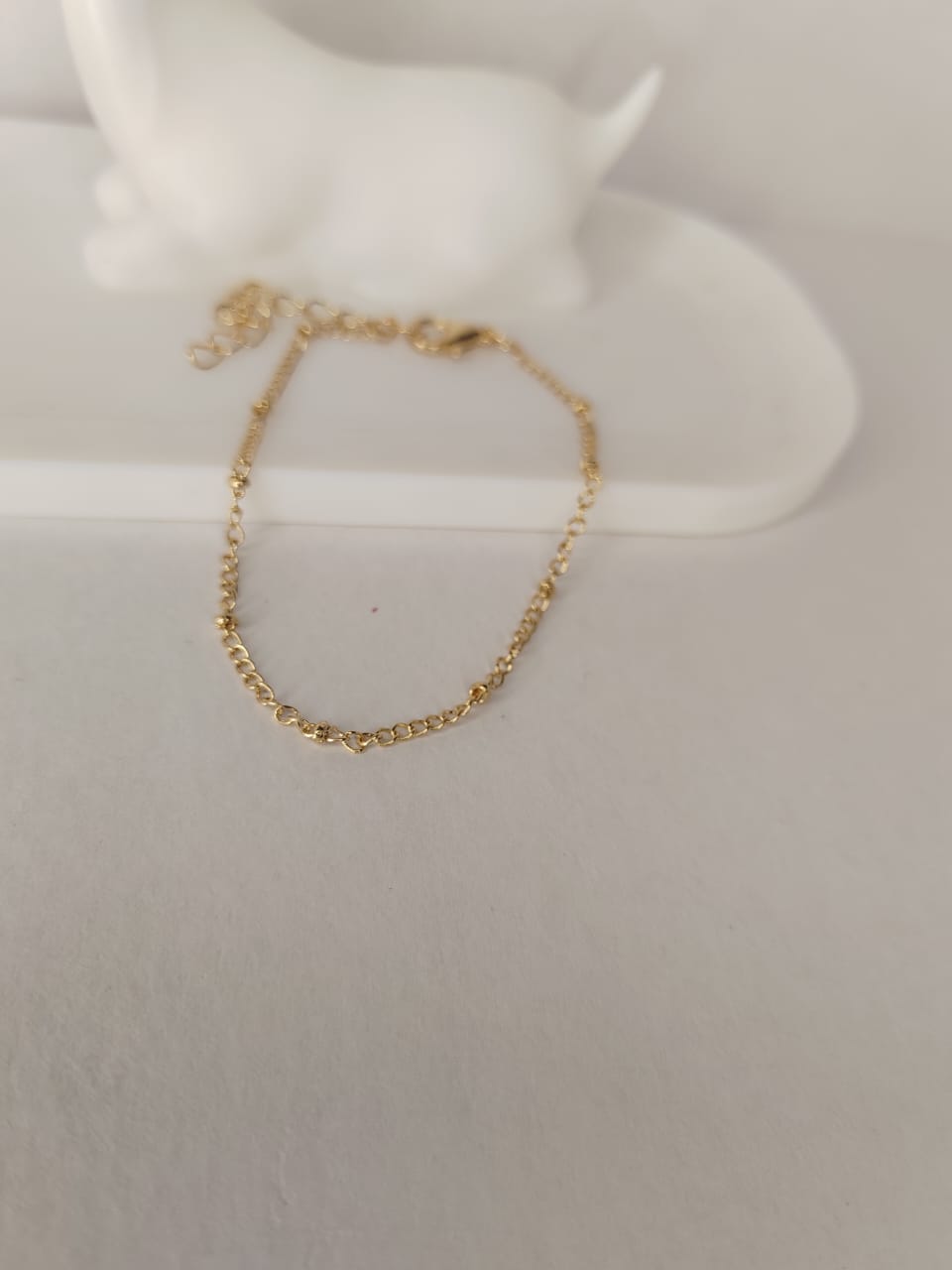 Elegant Gold Chain Bracelet