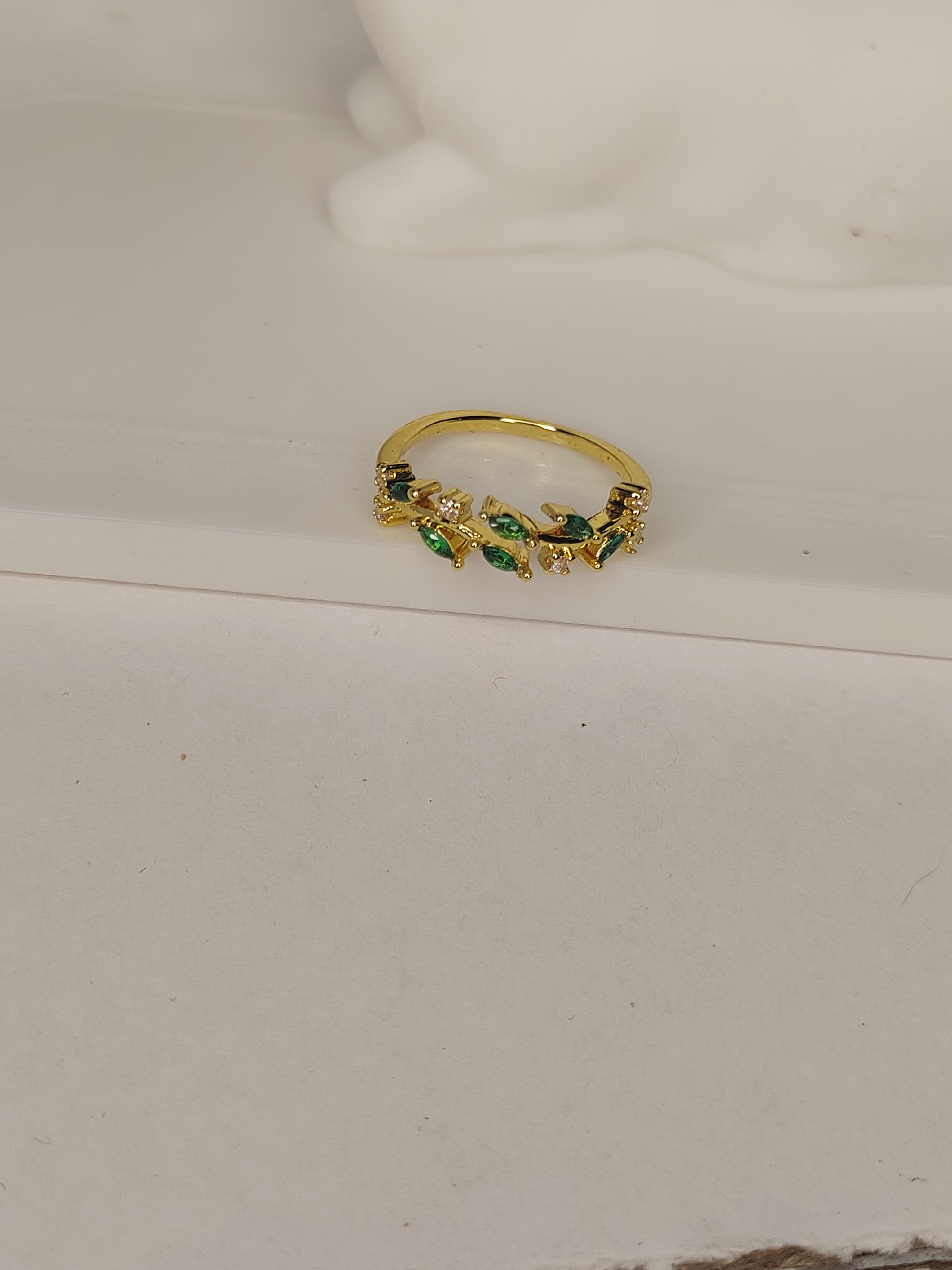 Elegant Gold-Plated Adjustable Leaf Ring