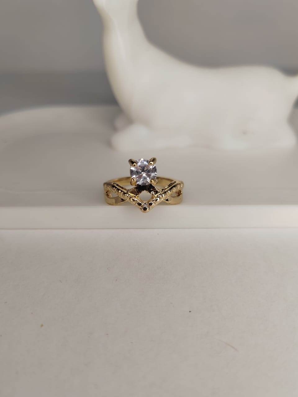 Elegant Gold Ring with Clear Gemstone