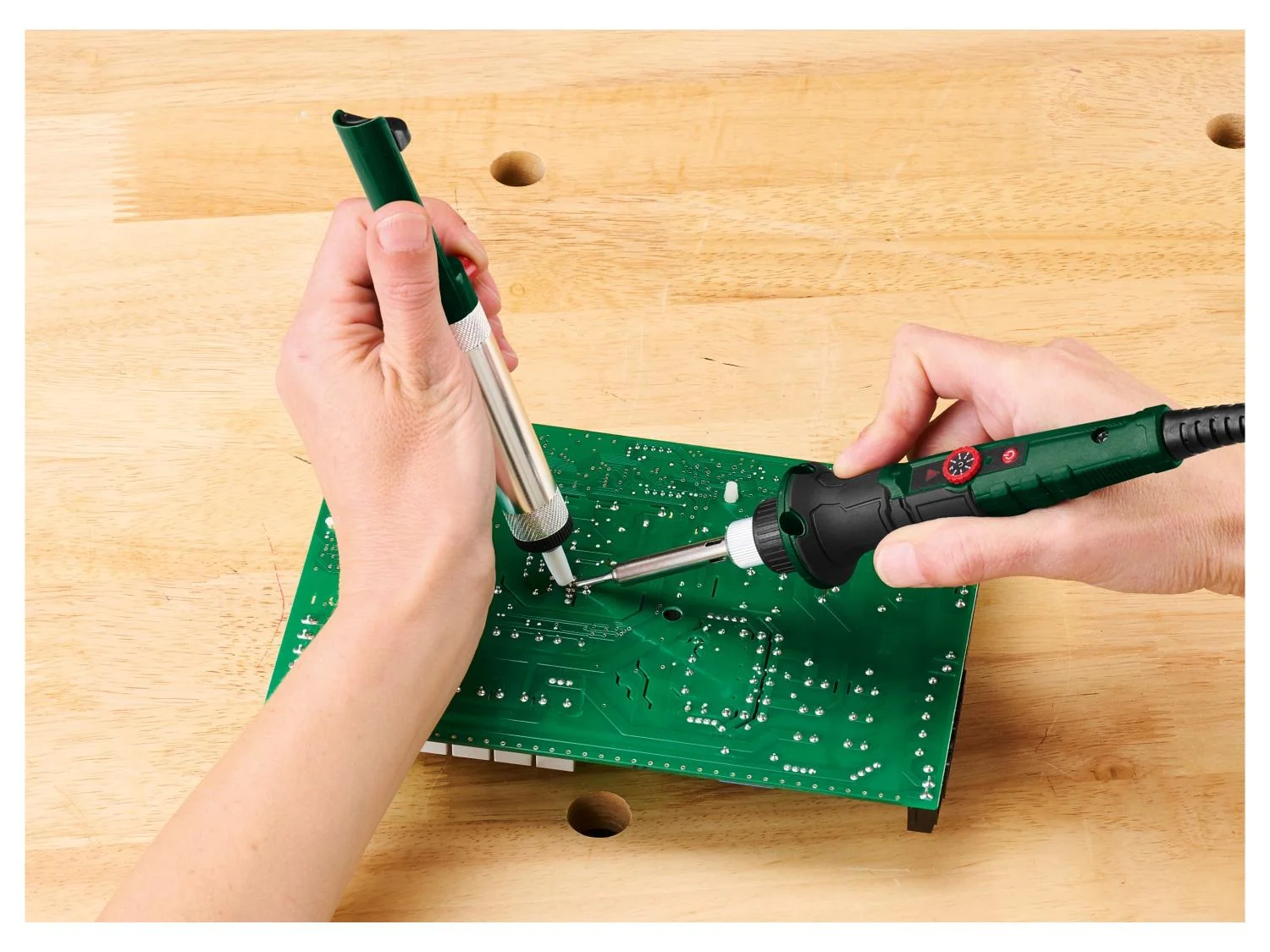 PARKSIDE Soldering Iron Set with Accessories 17 Elements 200-480°C