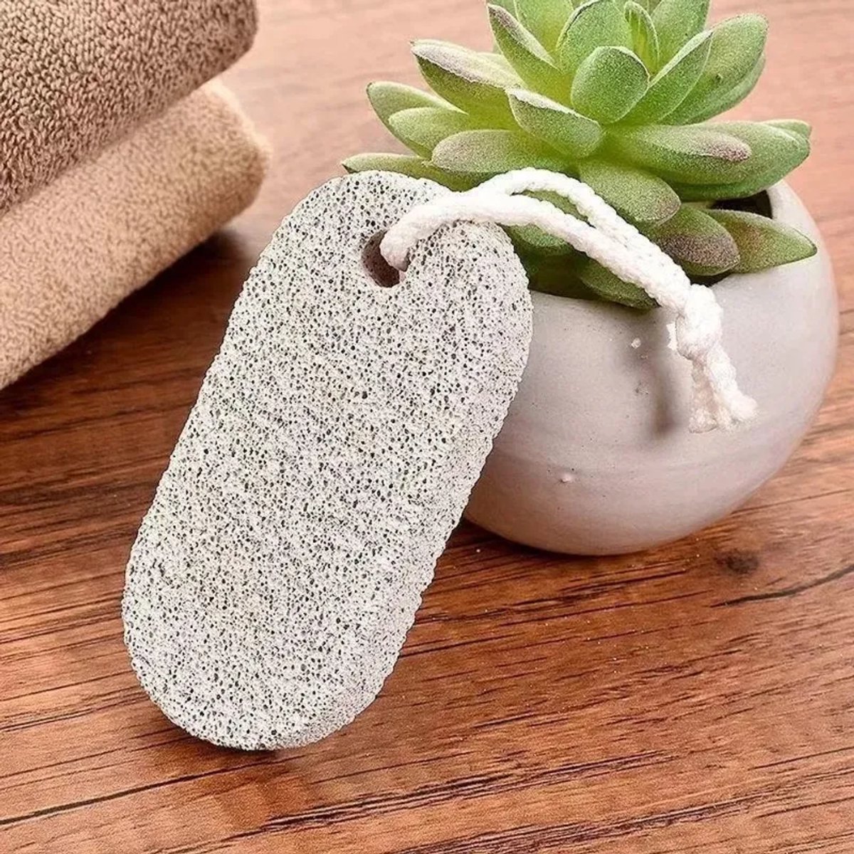 CIEN Natural Pumice Stone (2 pieces)