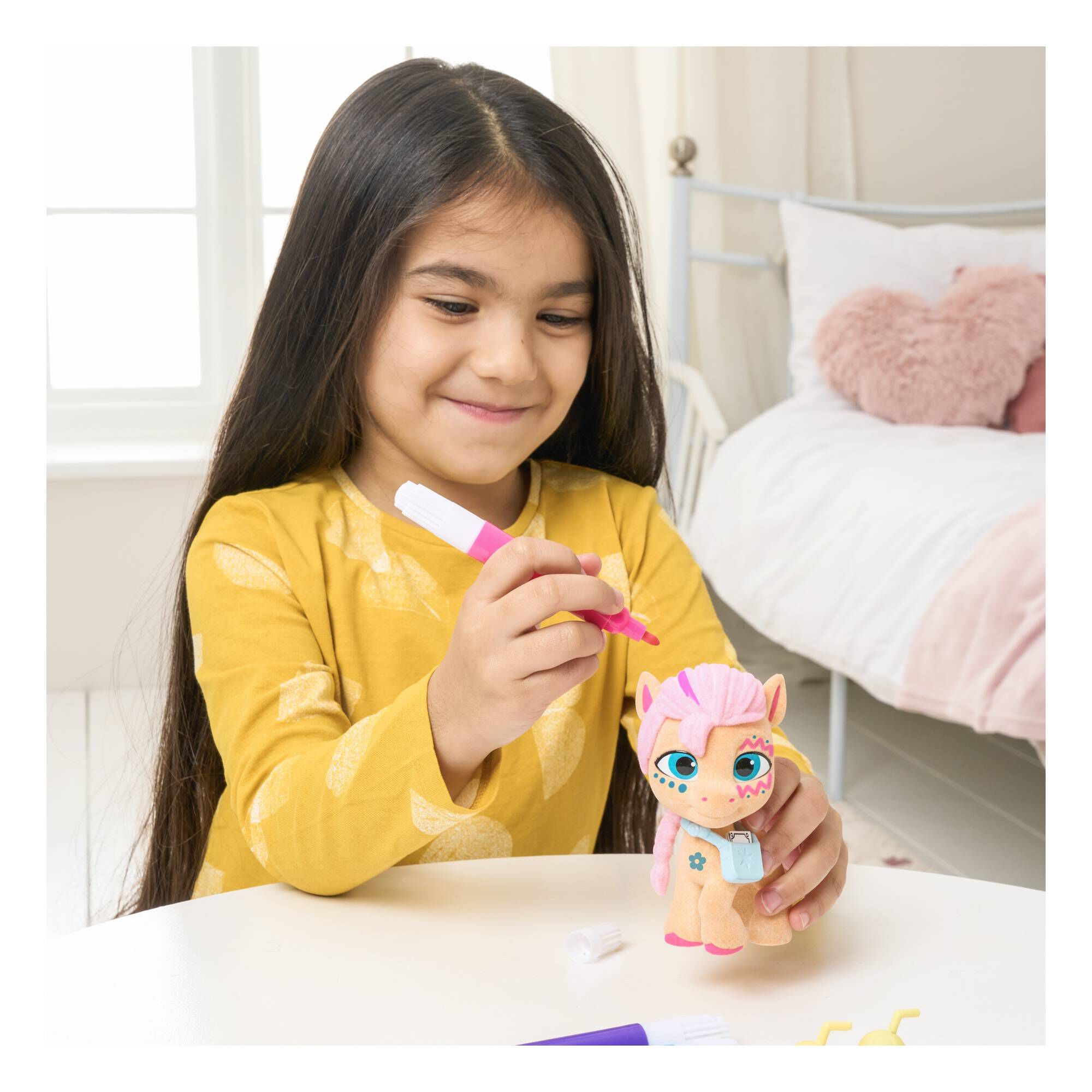 My Little Pony Fuzzikins Sunny Starscout