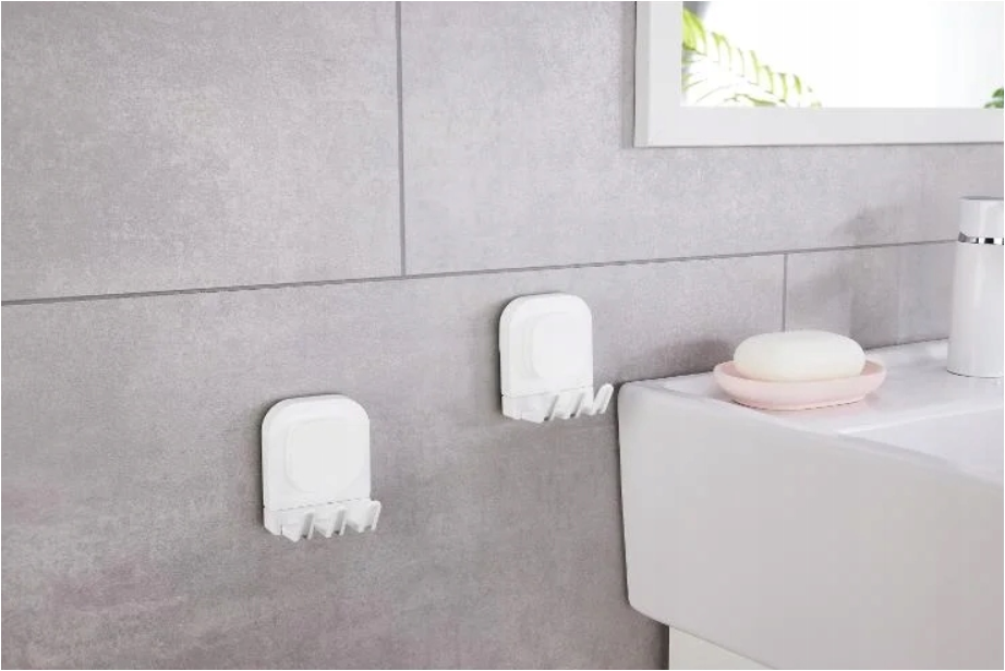 2x Bathroom towel rack with suction cup