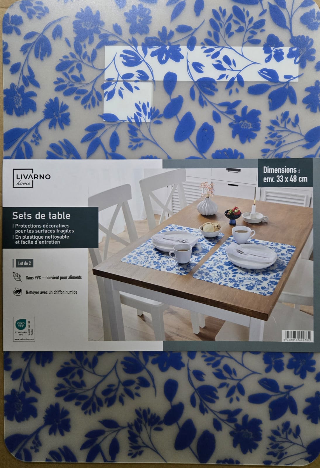 Placemats, decorative protection for delicate surfaces