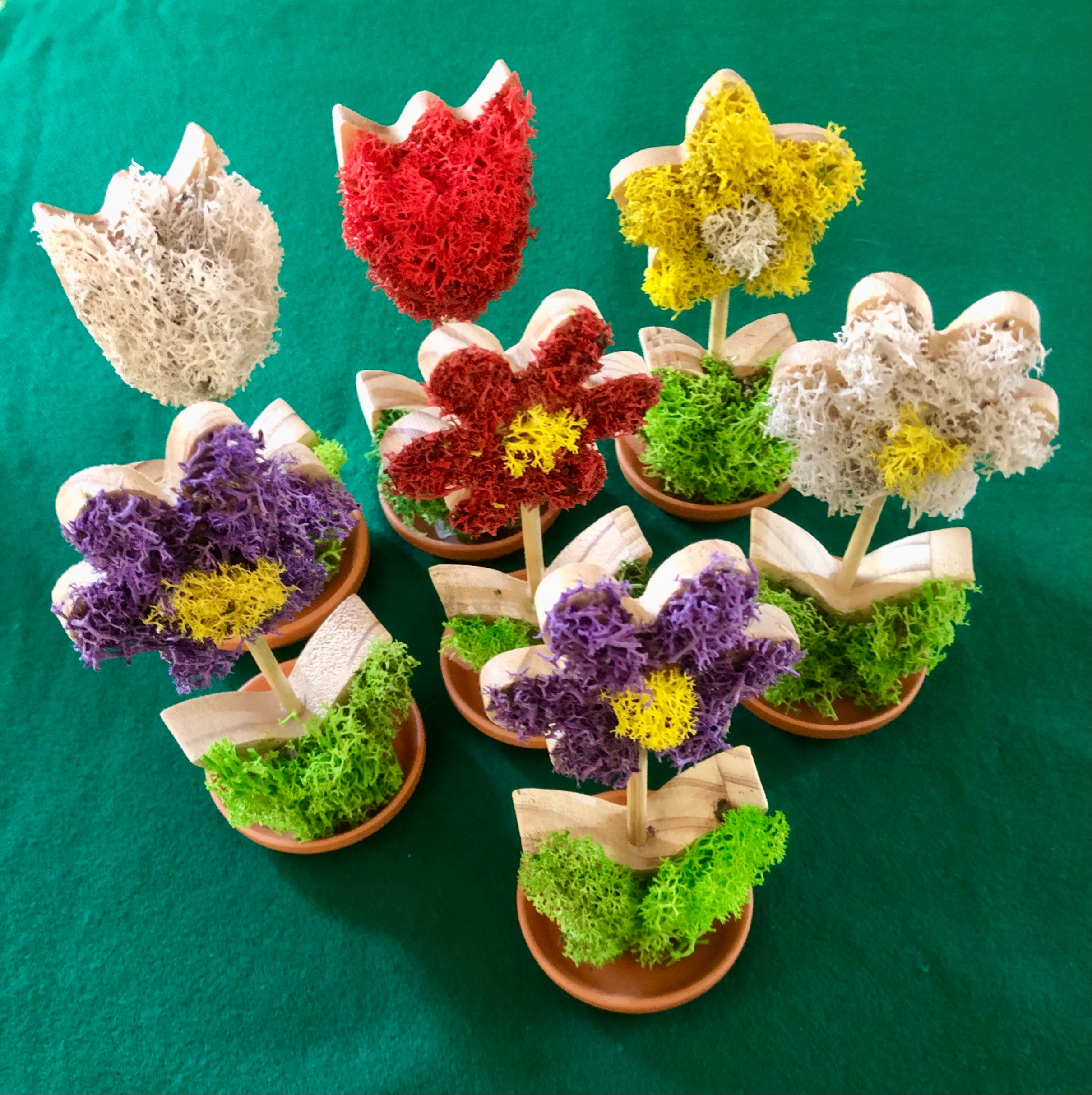 Fiori in legno con essenze